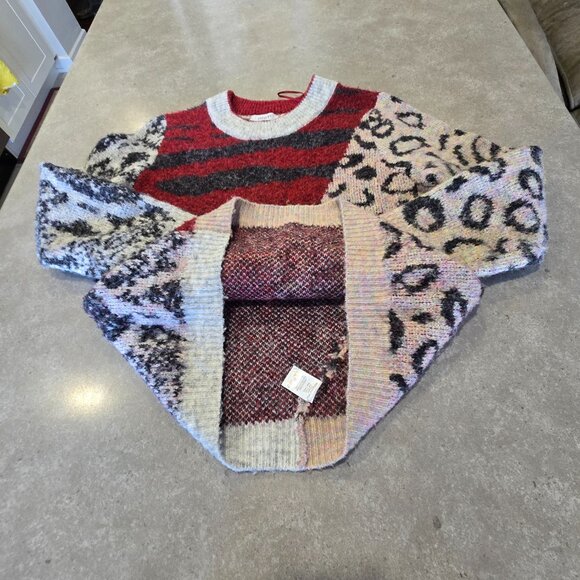 TNGT Women's Multi-Designs/Colors Long Sleeves Sweater - Size S/P - Picture 4 of 13